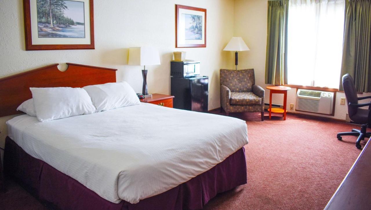 Magnuson Hotel Country Inn Ishpeming Exterior photo