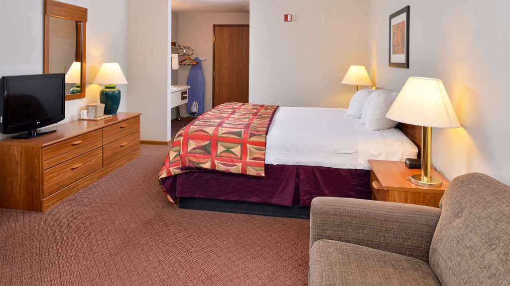 Magnuson Hotel Country Inn Ishpeming Room photo